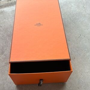 Hermes empty box